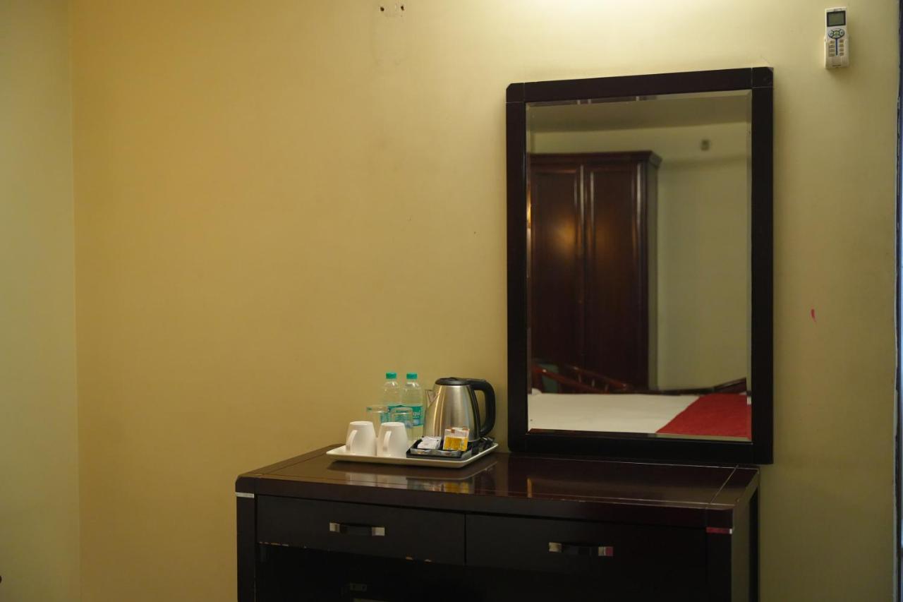 Mg Zion Hotel Тирупати Екстериор снимка